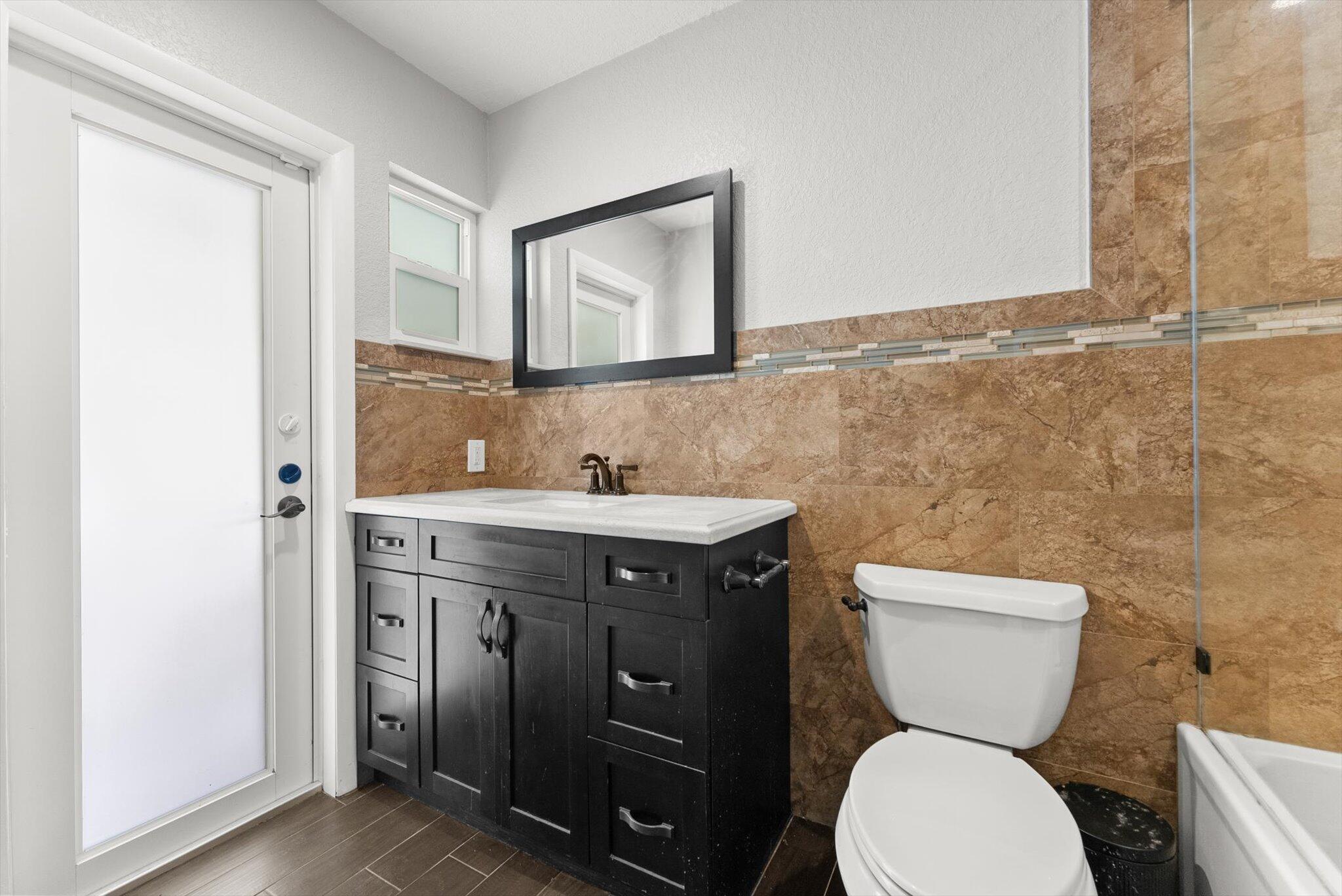 Mirror Lake Estates Sec 8 - Residential Lease