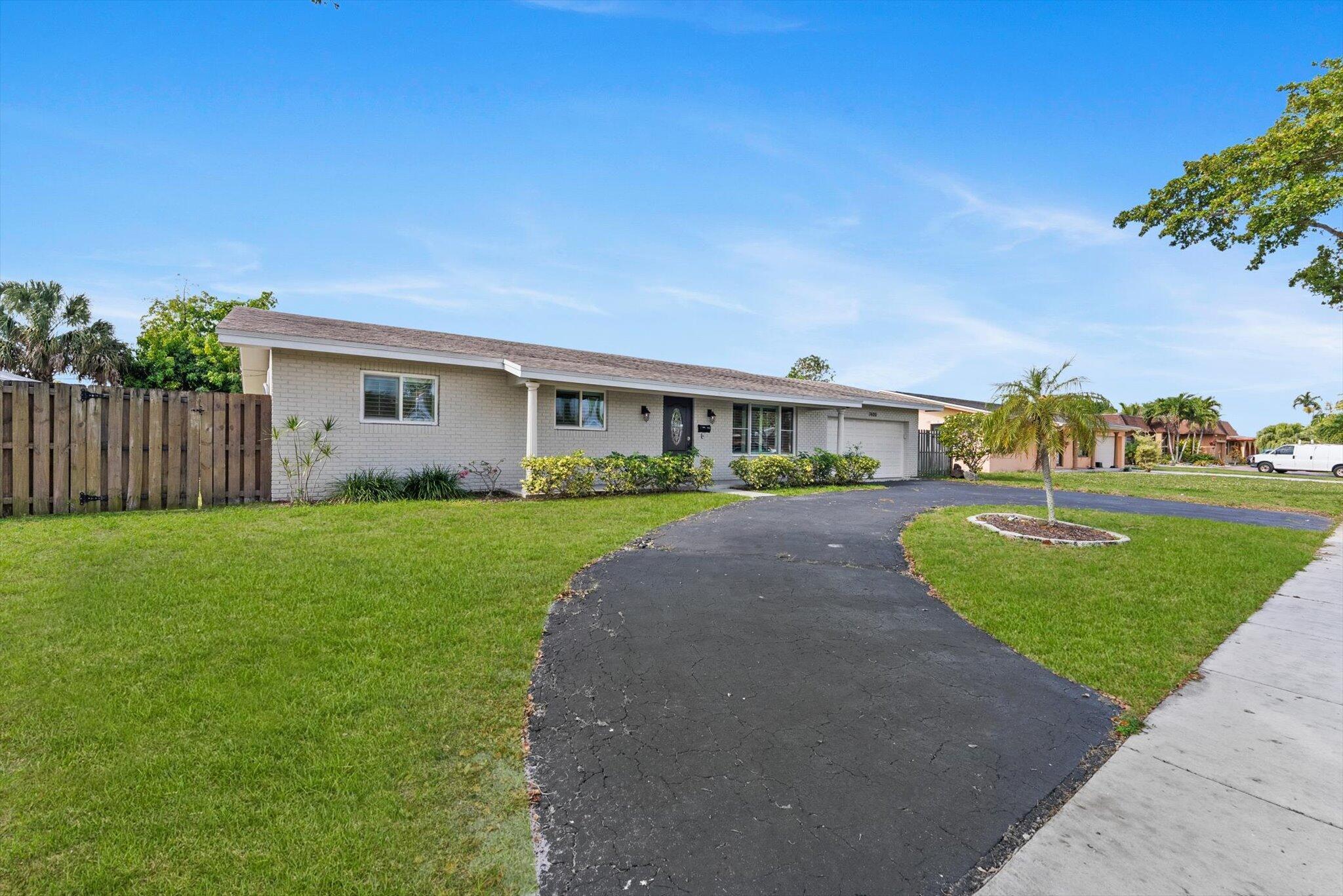 Mirror Lake Estates Sec 8 - Residential Lease