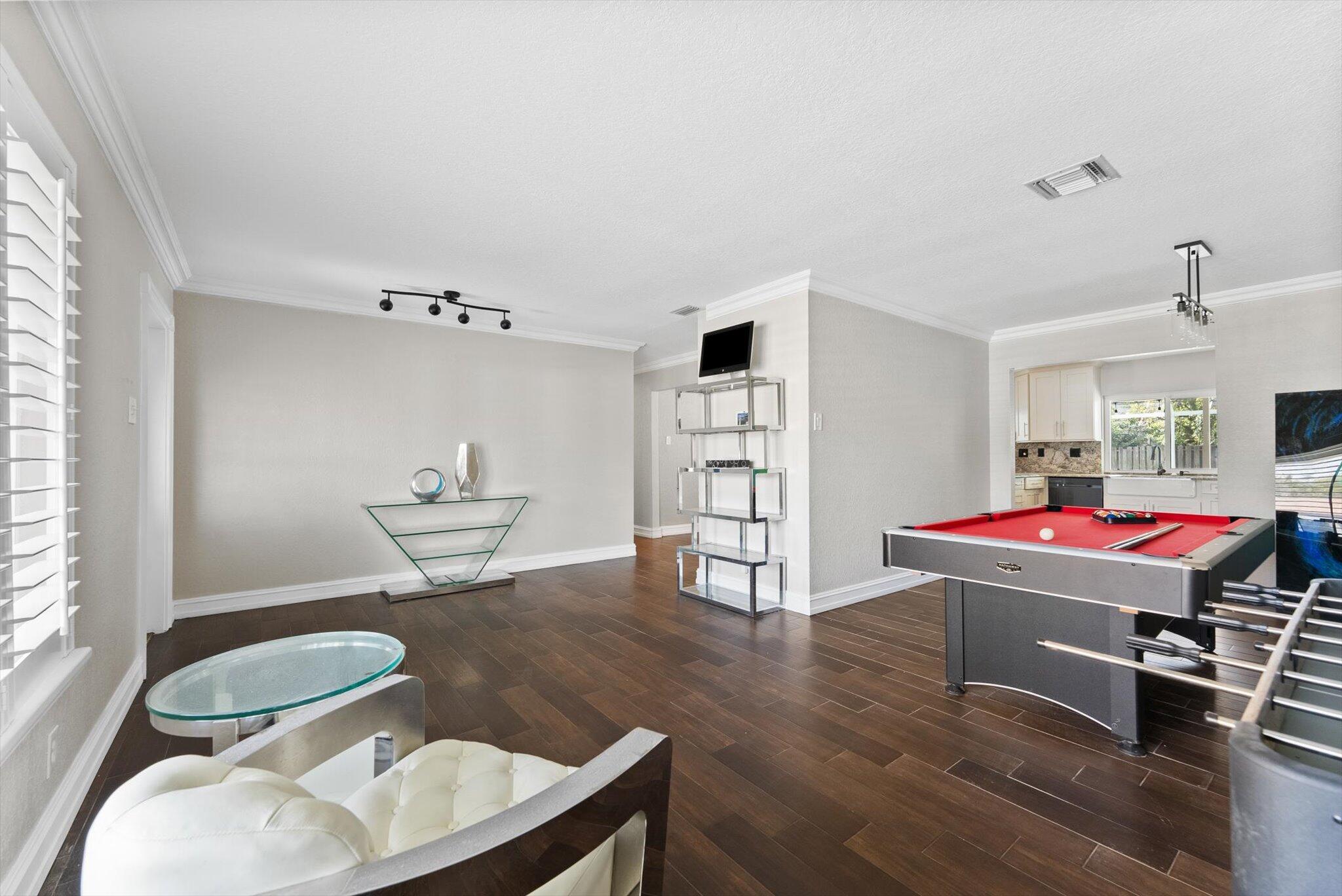 Mirror Lake Estates Sec 8 - Residential Lease