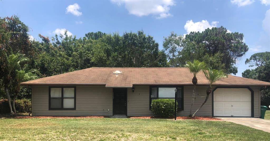 Photo of 6602 Deland Avenue Ave, Fort Pierce, FL 34951 (MLS # R10811703)