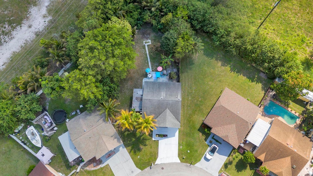 Photo of 11117 Model Circle E, Boca Raton, FL 33428 (MLS # R11060945)