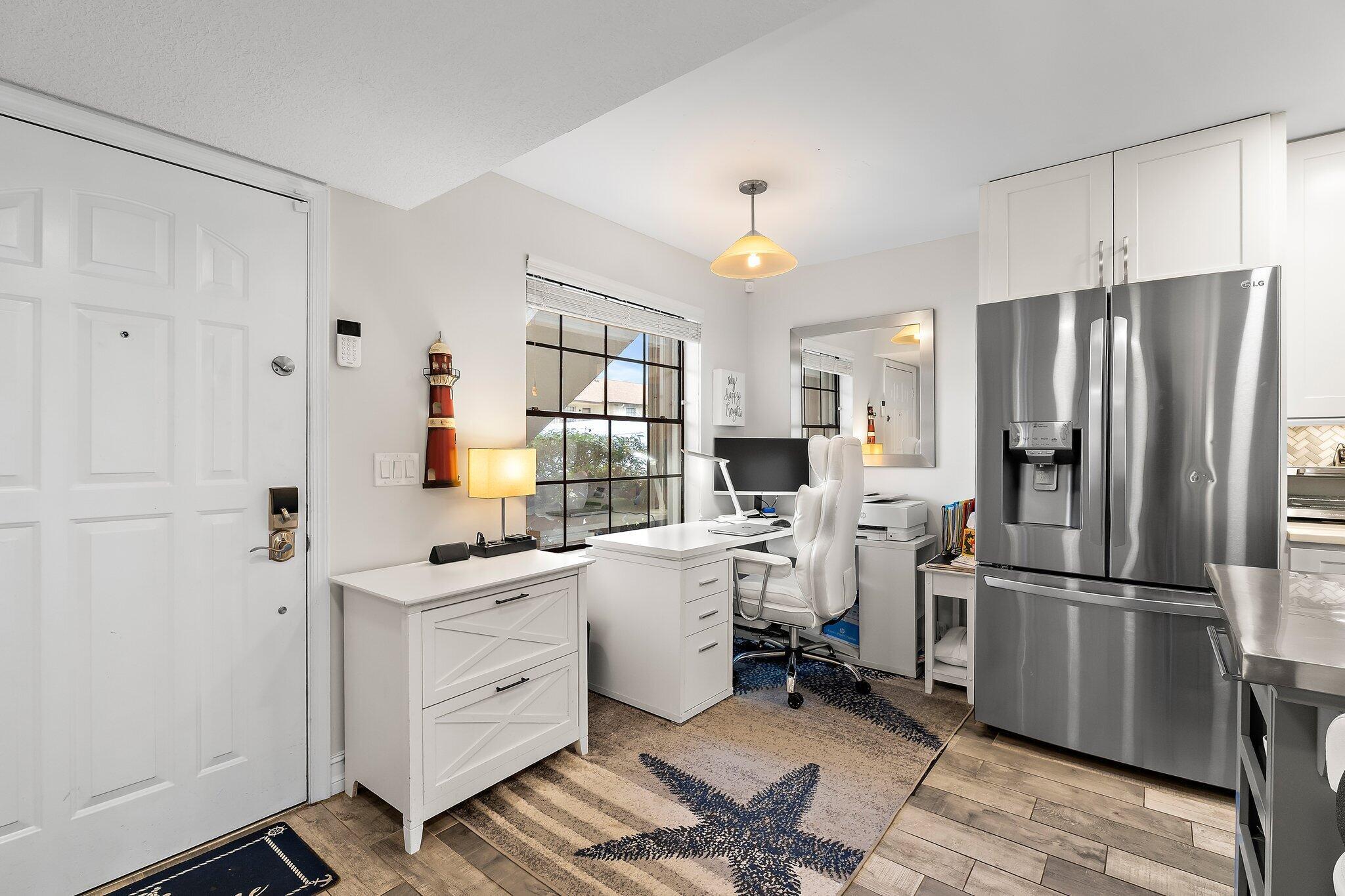 PINE CREST CONDO - Residential