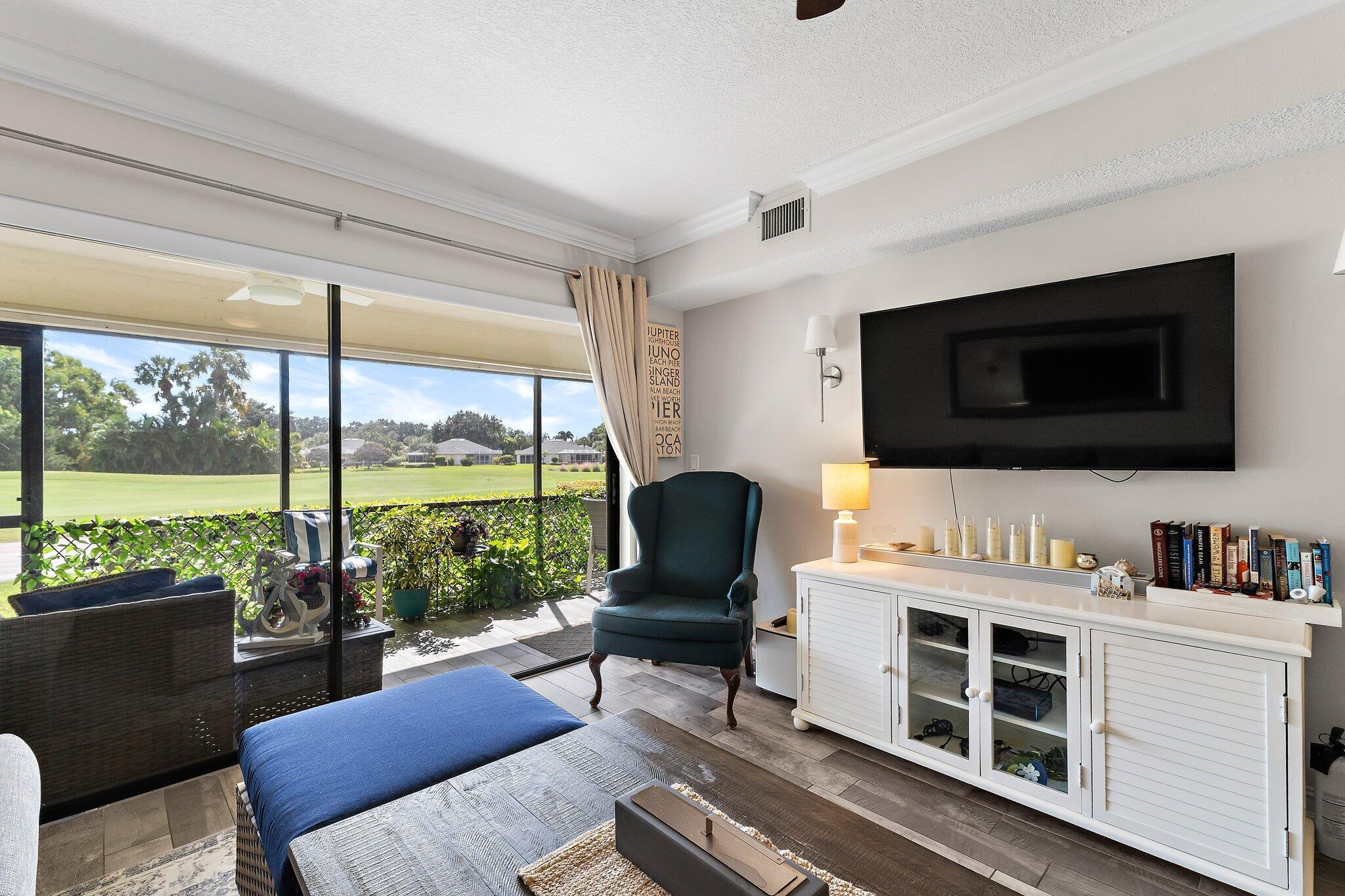 PINE CREST CONDO - Residential