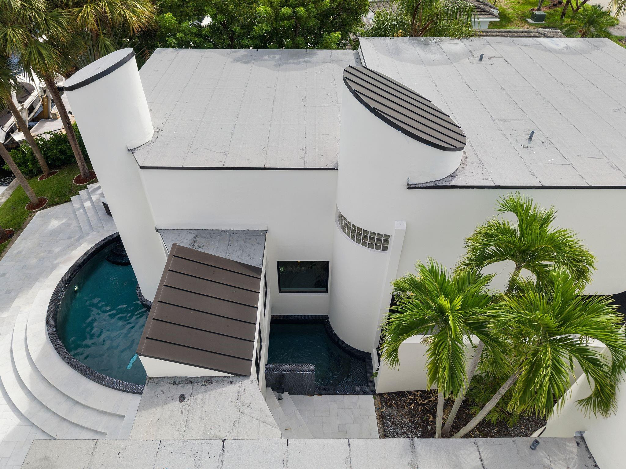 HILLSBORO HARBOR UNIT - Residential