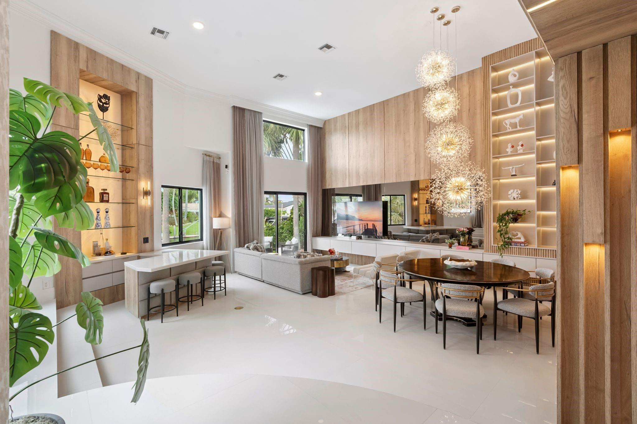 HILLSBORO HARBOR UNIT - Residential