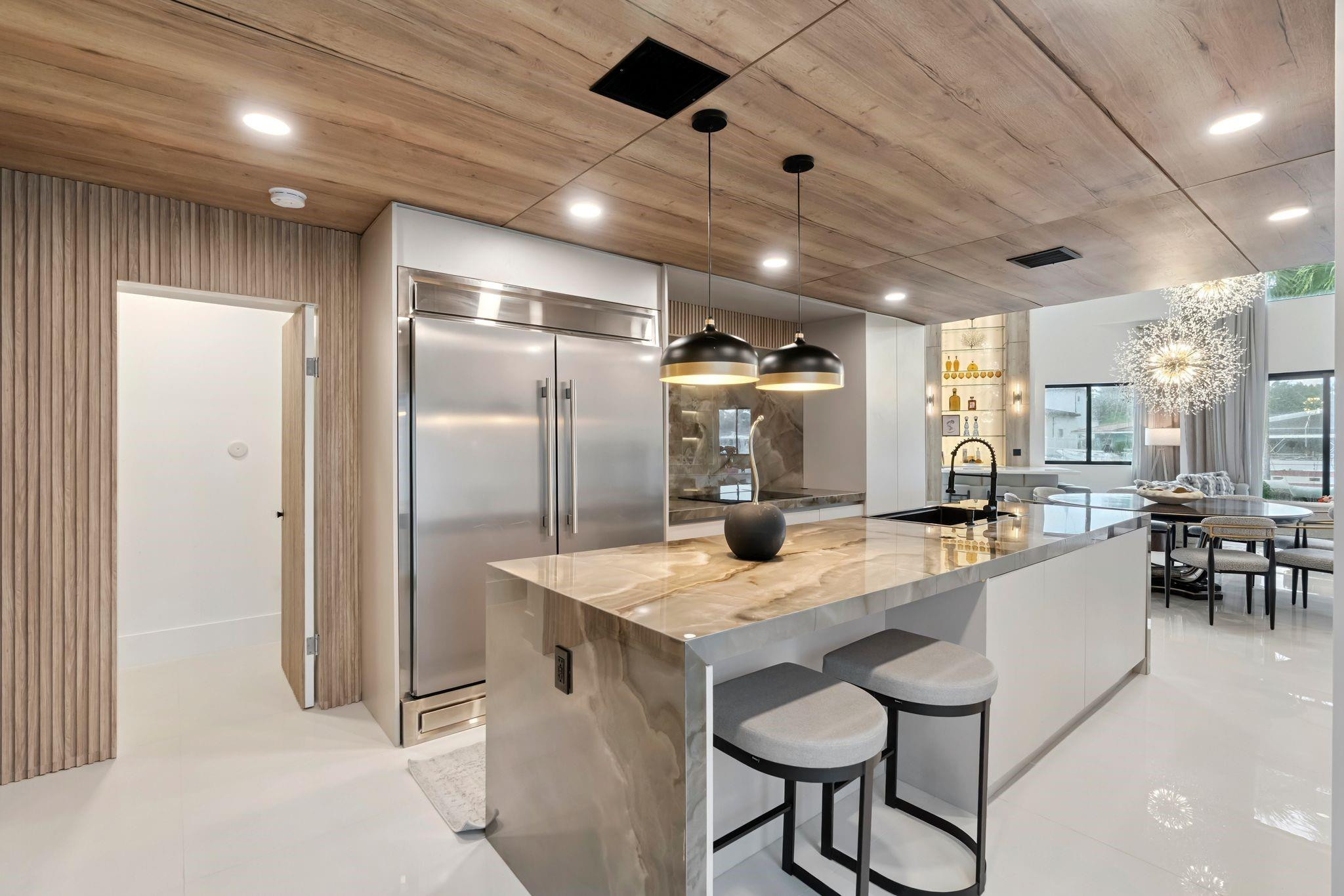 HILLSBORO HARBOR UNIT - Residential