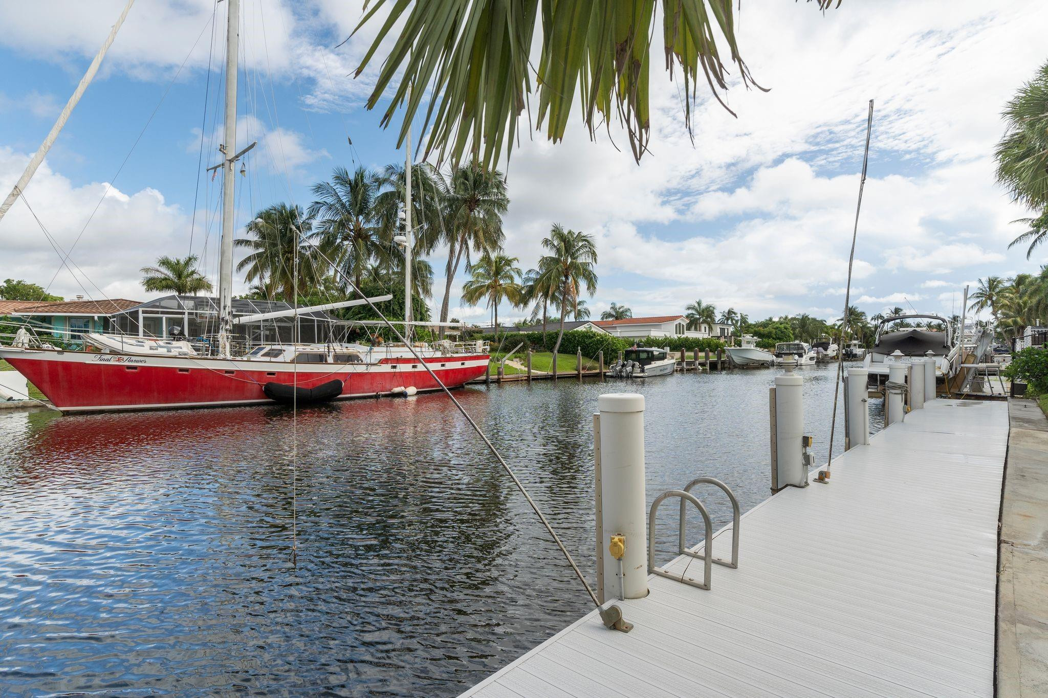 HILLSBORO HARBOR UNIT - Residential