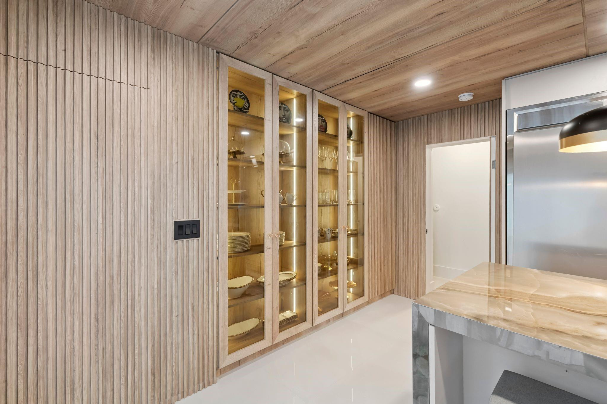 HILLSBORO HARBOR UNIT - Residential