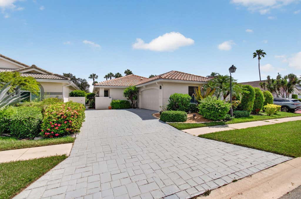 Photo of 15441 Strathearn Drive, Delray Beach, FL 33446 (MLS # B26065861)