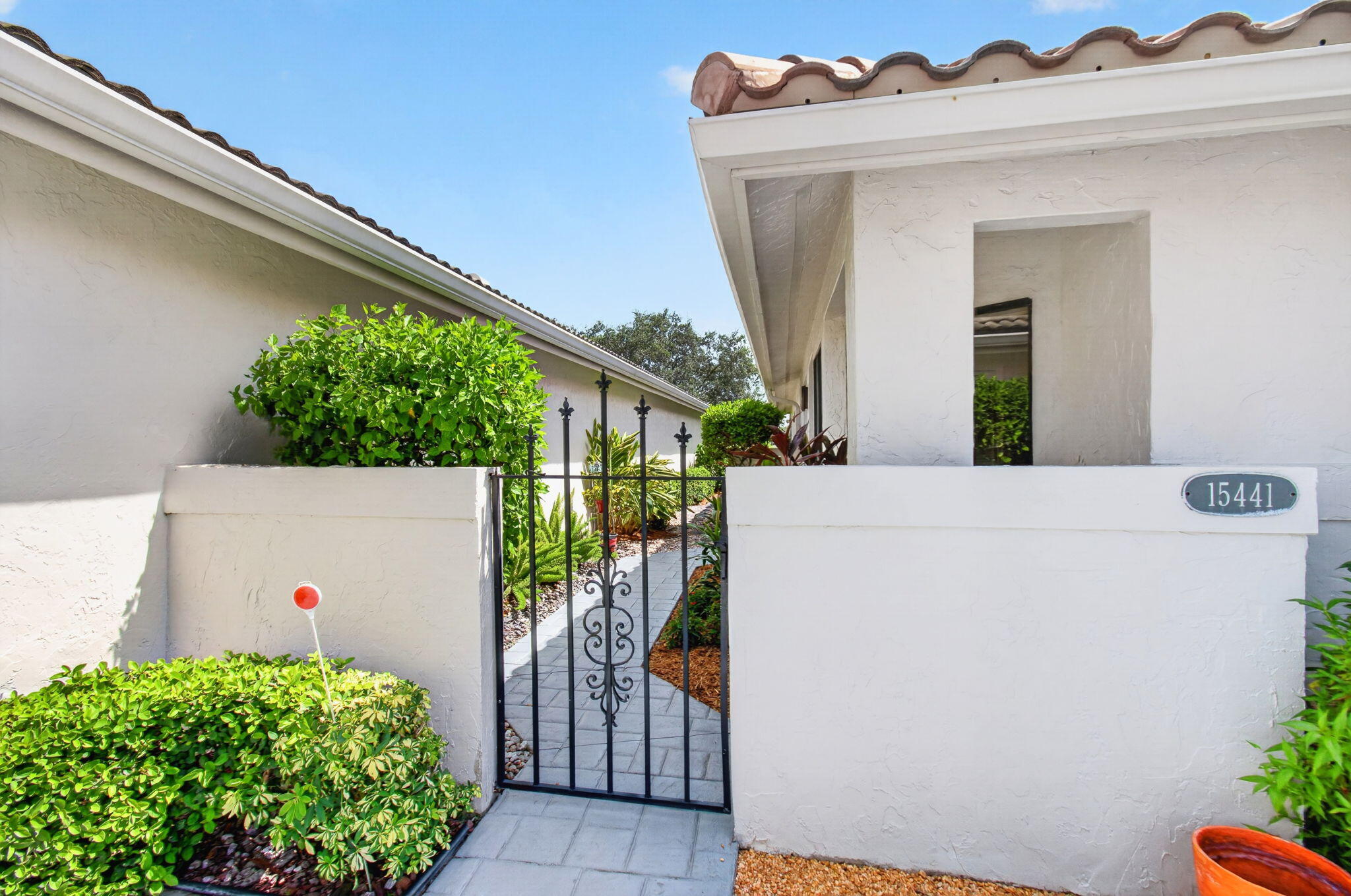 15441 Strathearn Drive