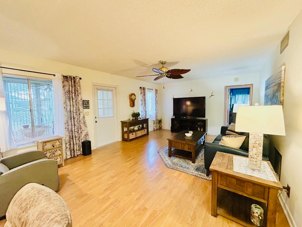 PINE RIDGE SOUTH II CONDO - Residential