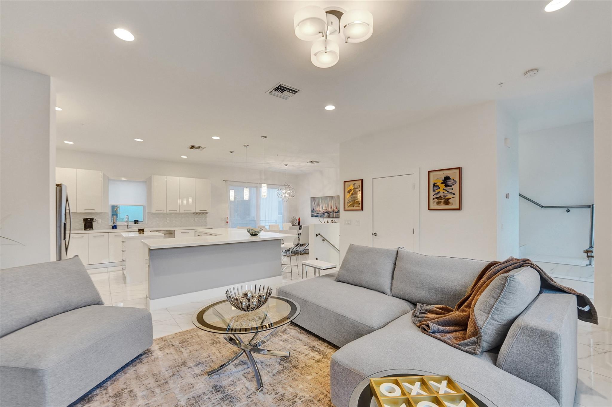 Pompano By The Sea Resub - Residential Lease