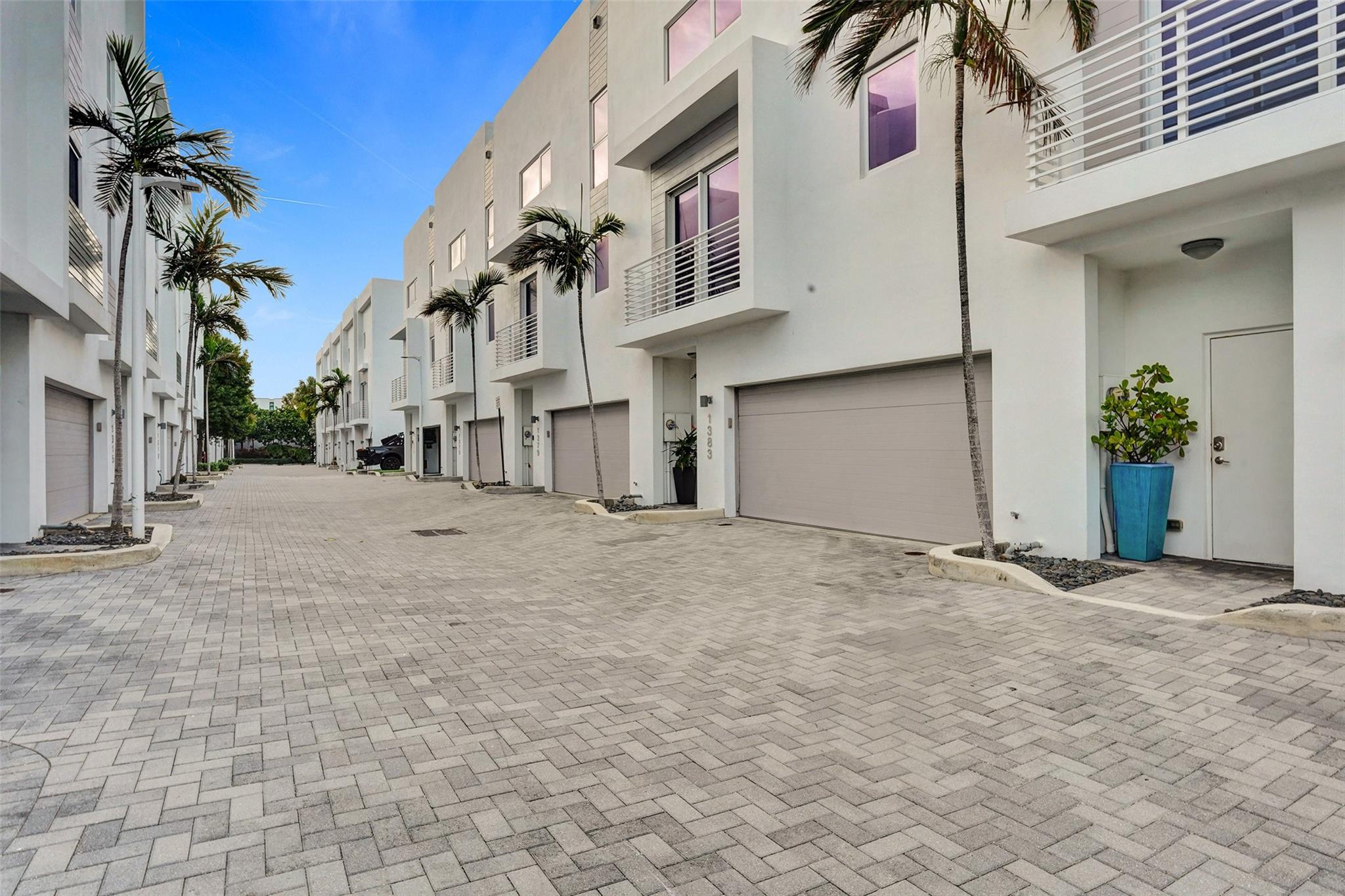 Pompano By The Sea Resub - Residential Lease