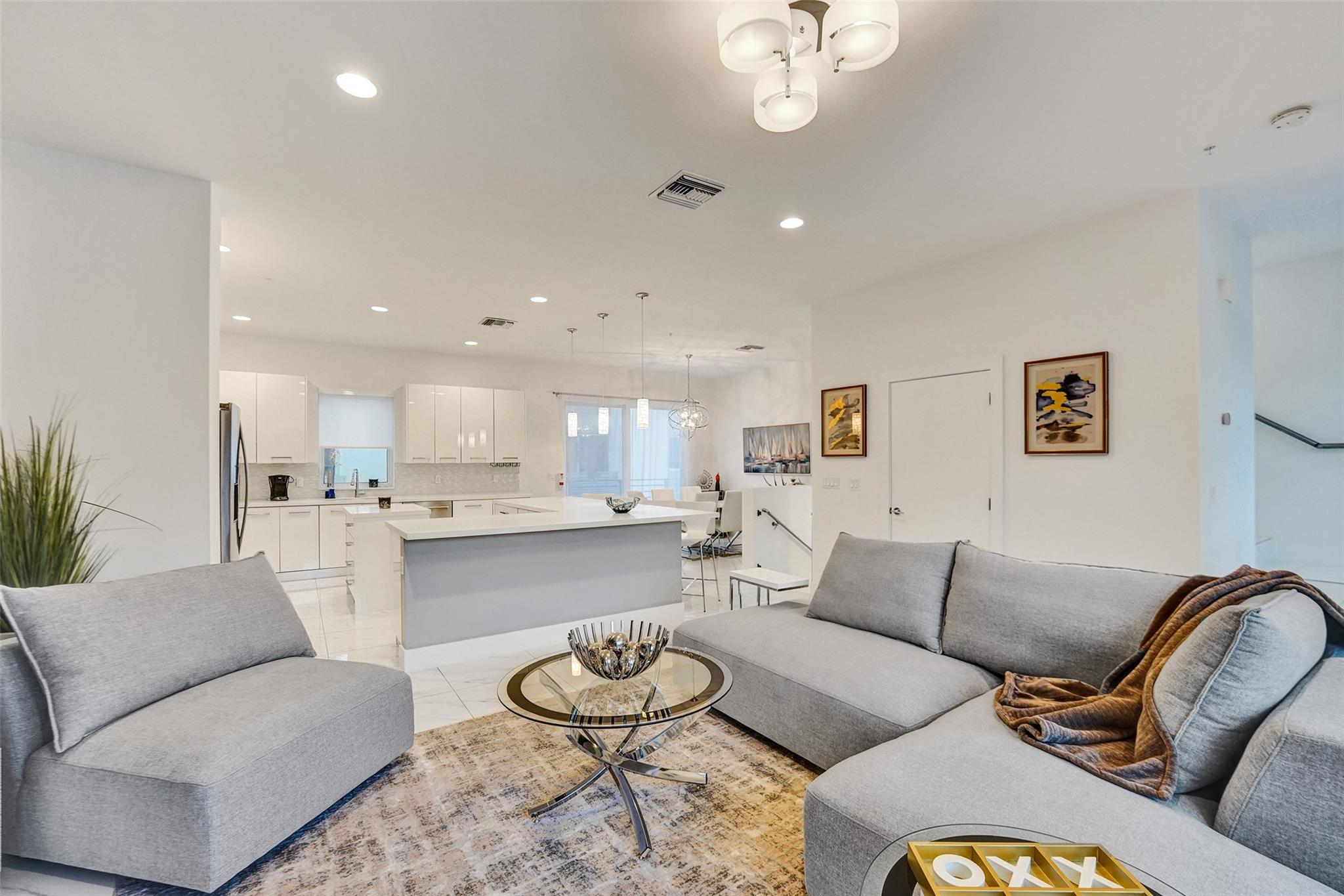 Pompano By The Sea Resub - Residential Lease