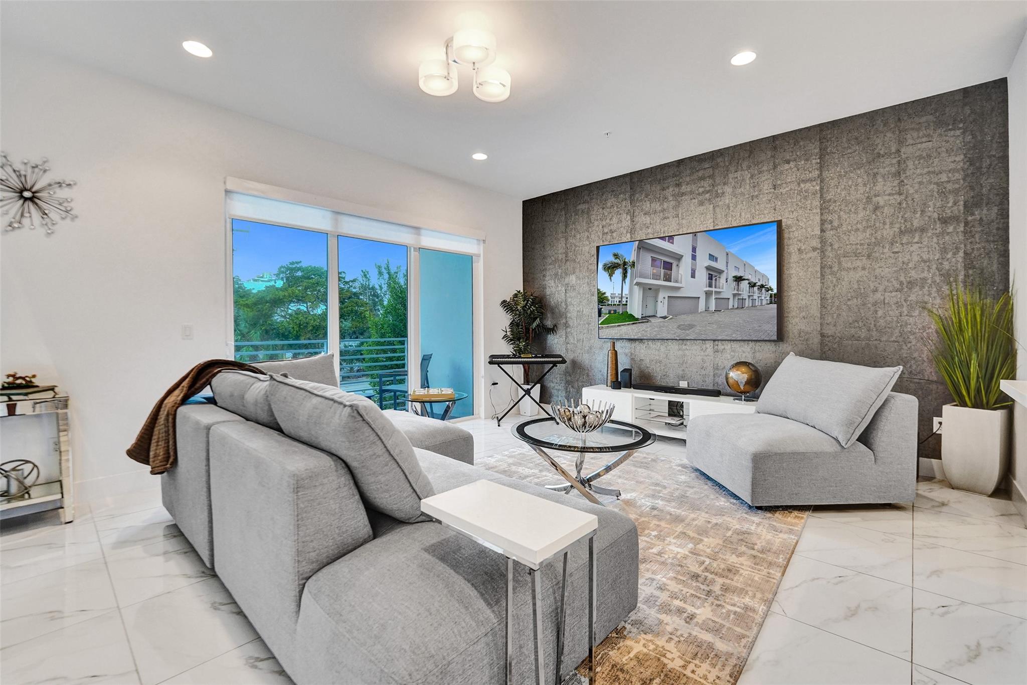 Pompano By The Sea Resub - Residential Lease