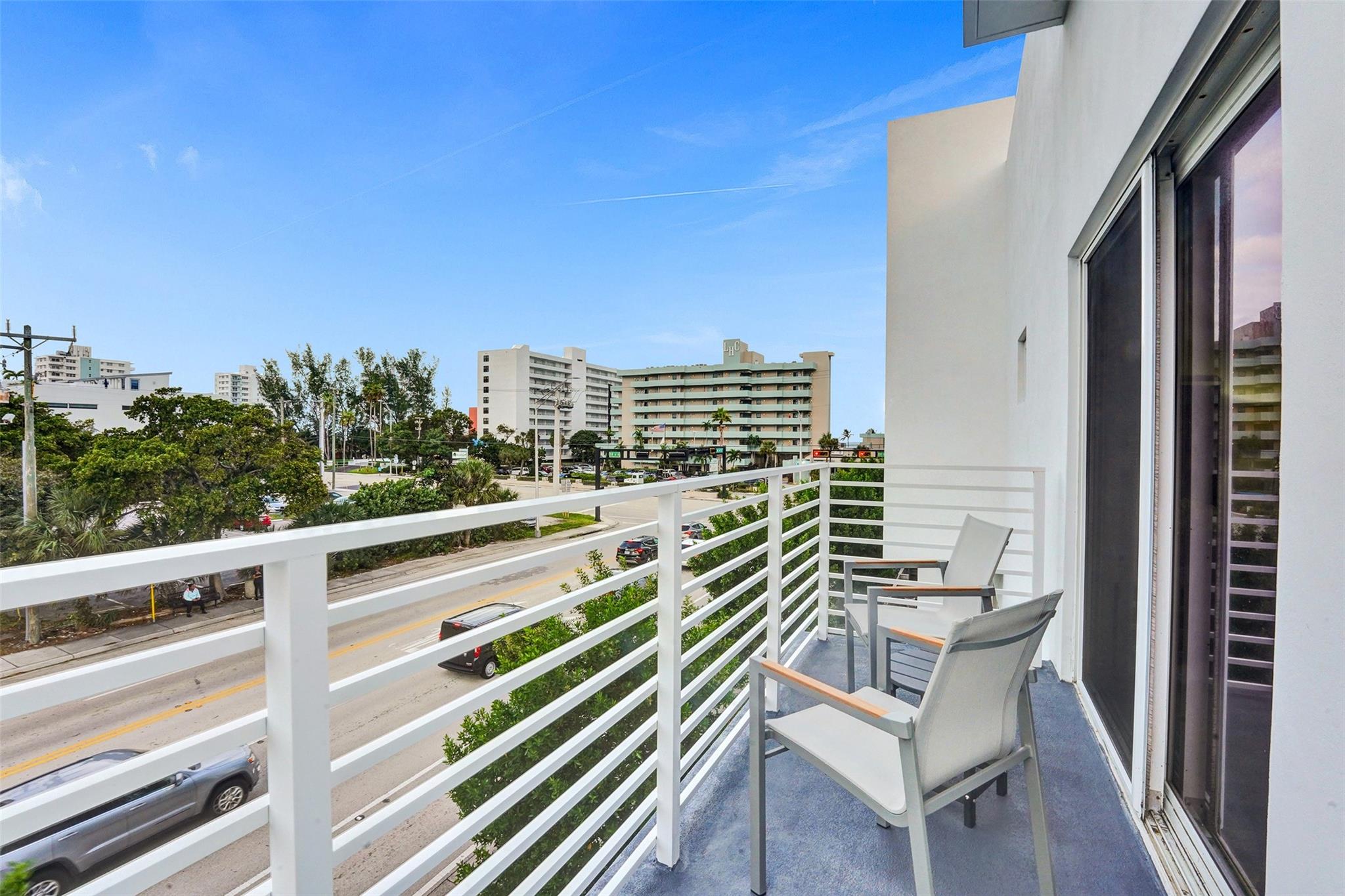 Pompano By The Sea Resub - Residential Lease
