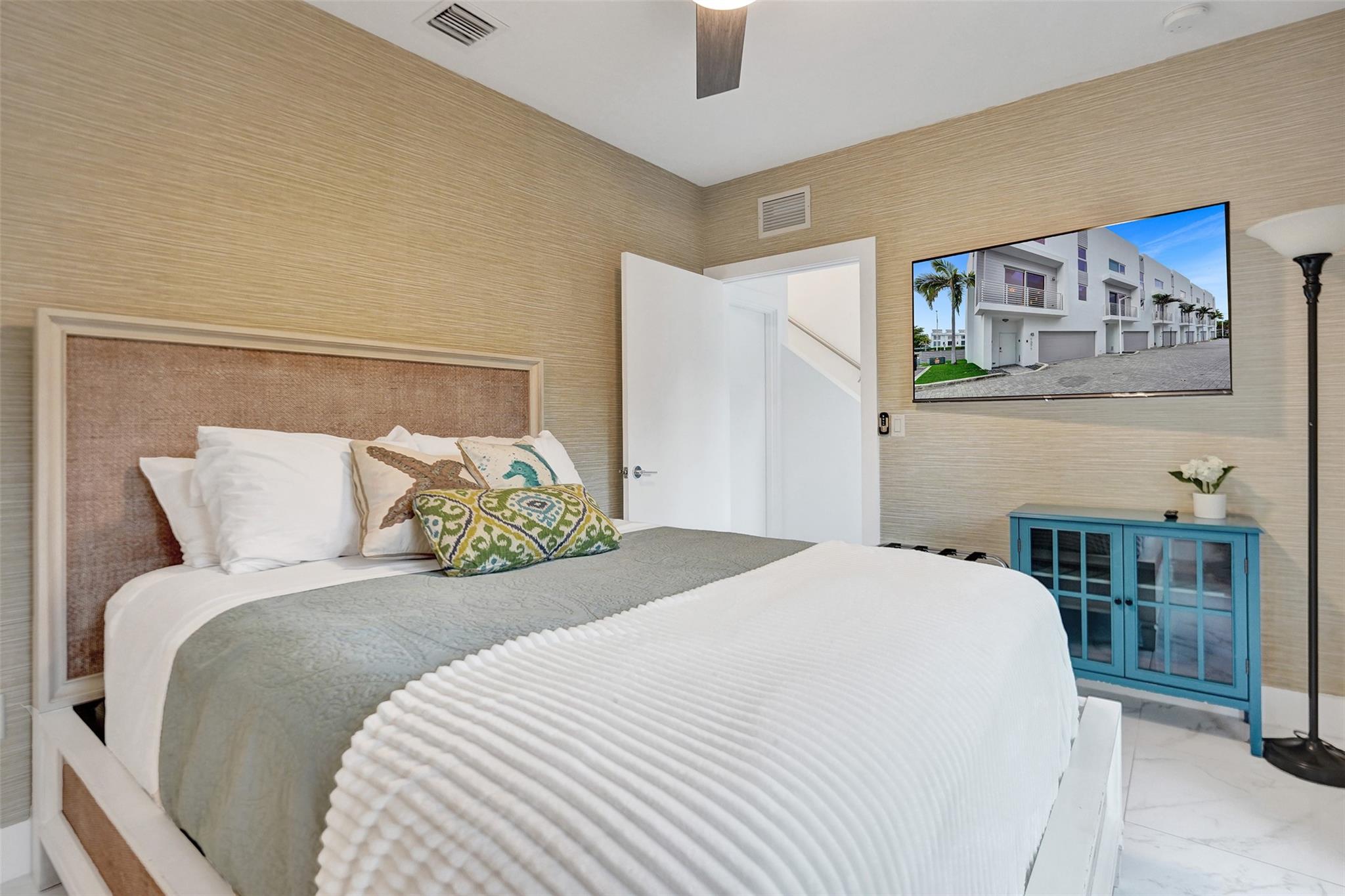 Pompano By The Sea Resub - Residential Lease