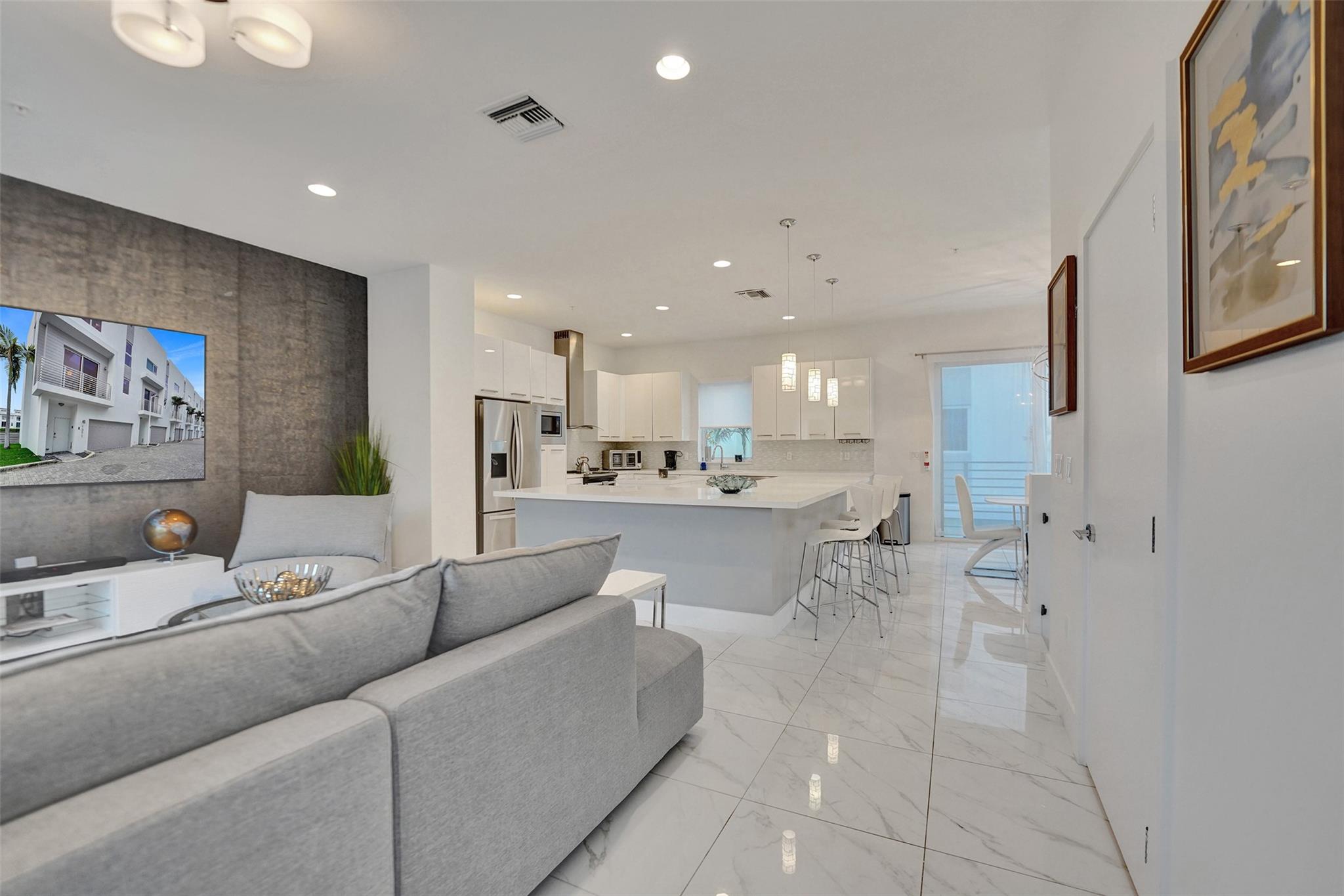 Pompano By The Sea Resub - Residential Lease