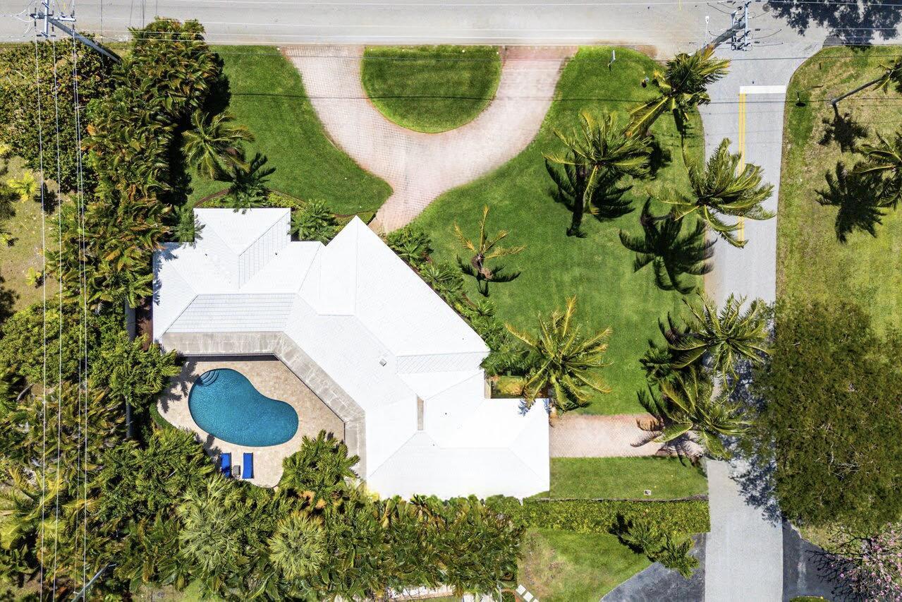 225 NW 11th Street