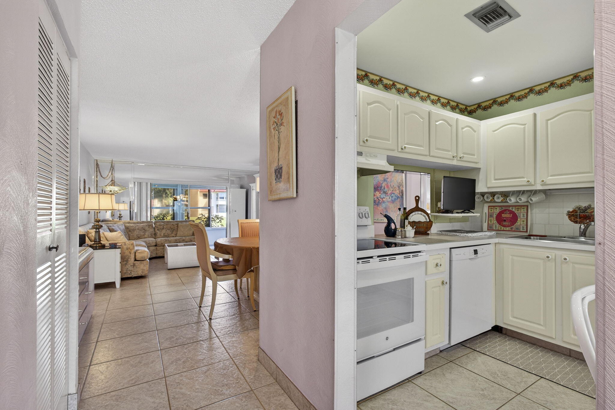 GOLDEN LAKES VILLAGE CONDO 1 THRU 13-A - Residential