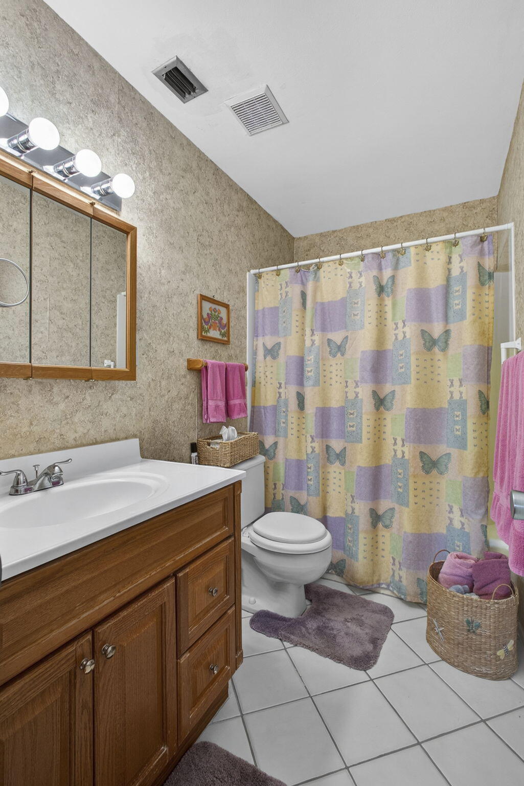 GOLDEN LAKES VILLAGE CONDO 1 THRU 13-A - Residential