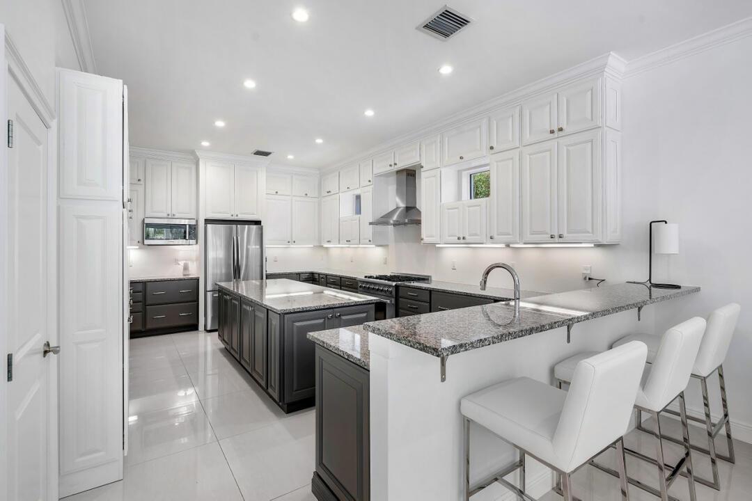 BOCA RATON RIVIERA UNIT D - Residential