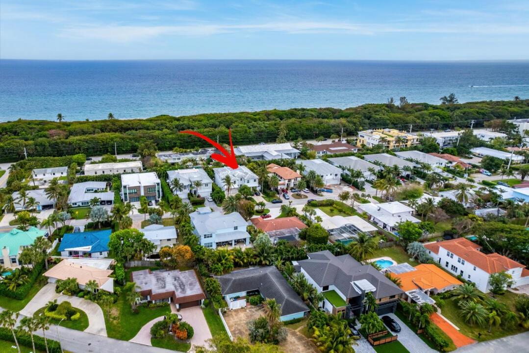 BOCA RATON RIVIERA UNIT D - Residential