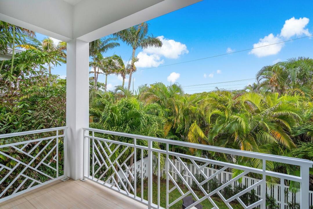 BOCA RATON RIVIERA UNIT D - Residential