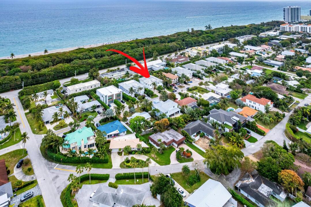 BOCA RATON RIVIERA UNIT D - Residential