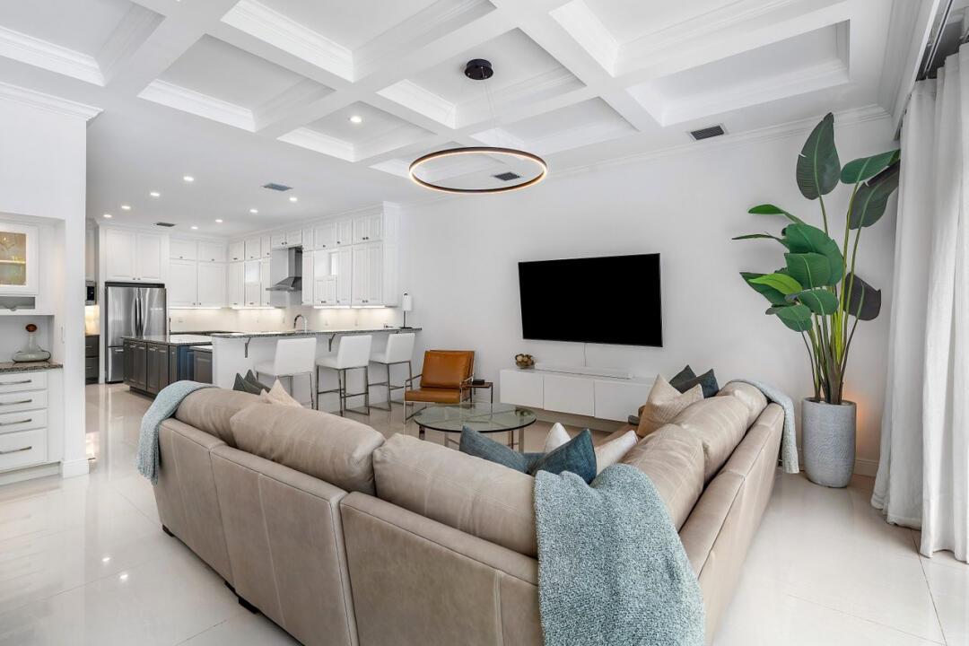 BOCA RATON RIVIERA UNIT D - Residential