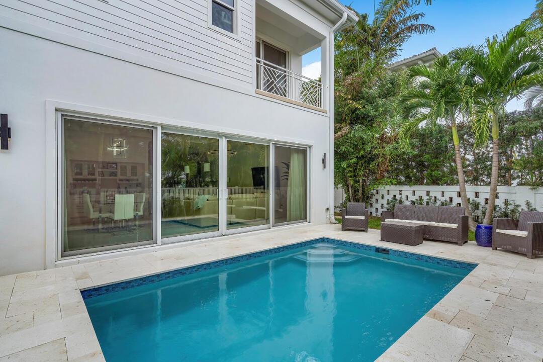 BOCA RATON RIVIERA UNIT D - Residential