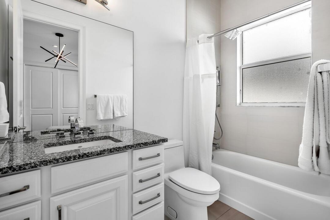 BOCA RATON RIVIERA UNIT D - Residential