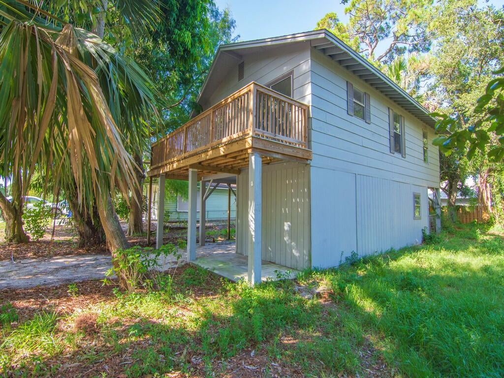 Photo of 2220 86th Drive, Vero Beach, FL 32966 (MLS # R11099849)