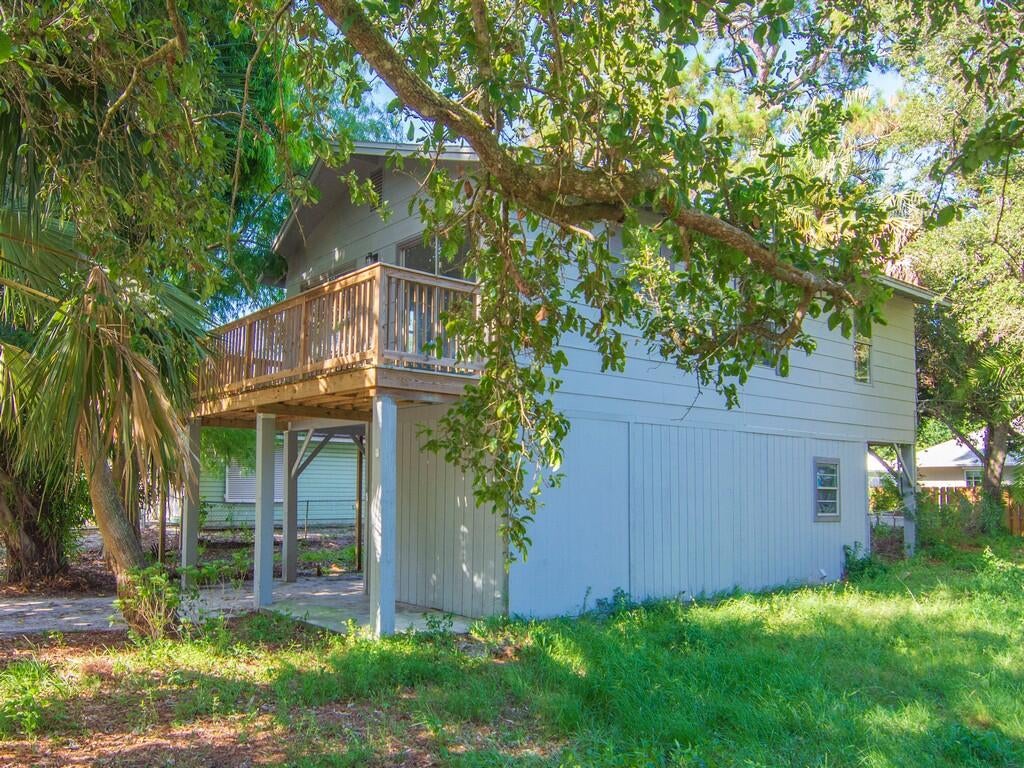 Photo of 2220 86th Drive, Vero Beach, FL 32966 (MLS # R11099849)