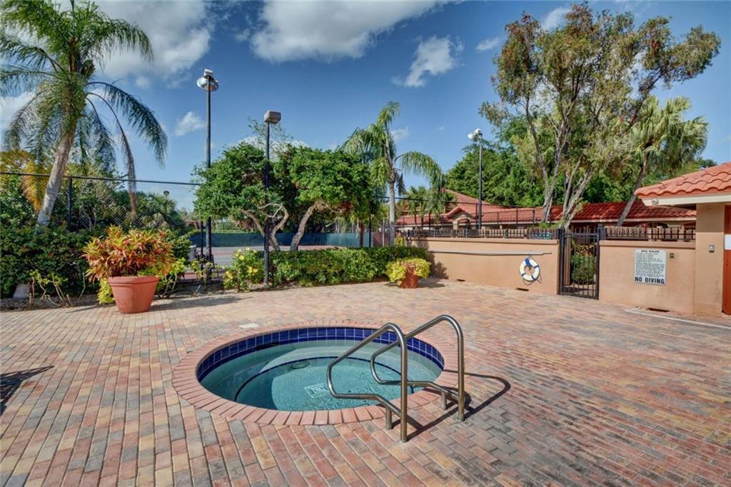 BOCA RIO NORTH - Residential