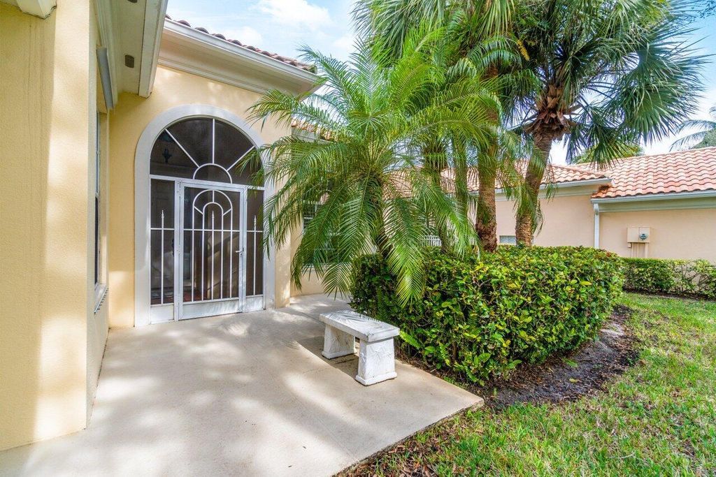 Photo of 4777 Orchard Lane, Delray Beach, FL 33445 (MLS # R10947308)