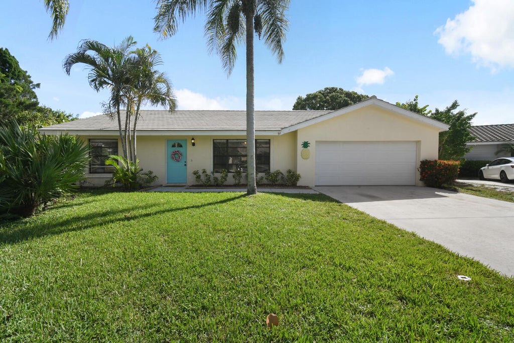 Photo of 4440 Colette Drive, Tequesta, FL 33469 (MLS # R11003244)
