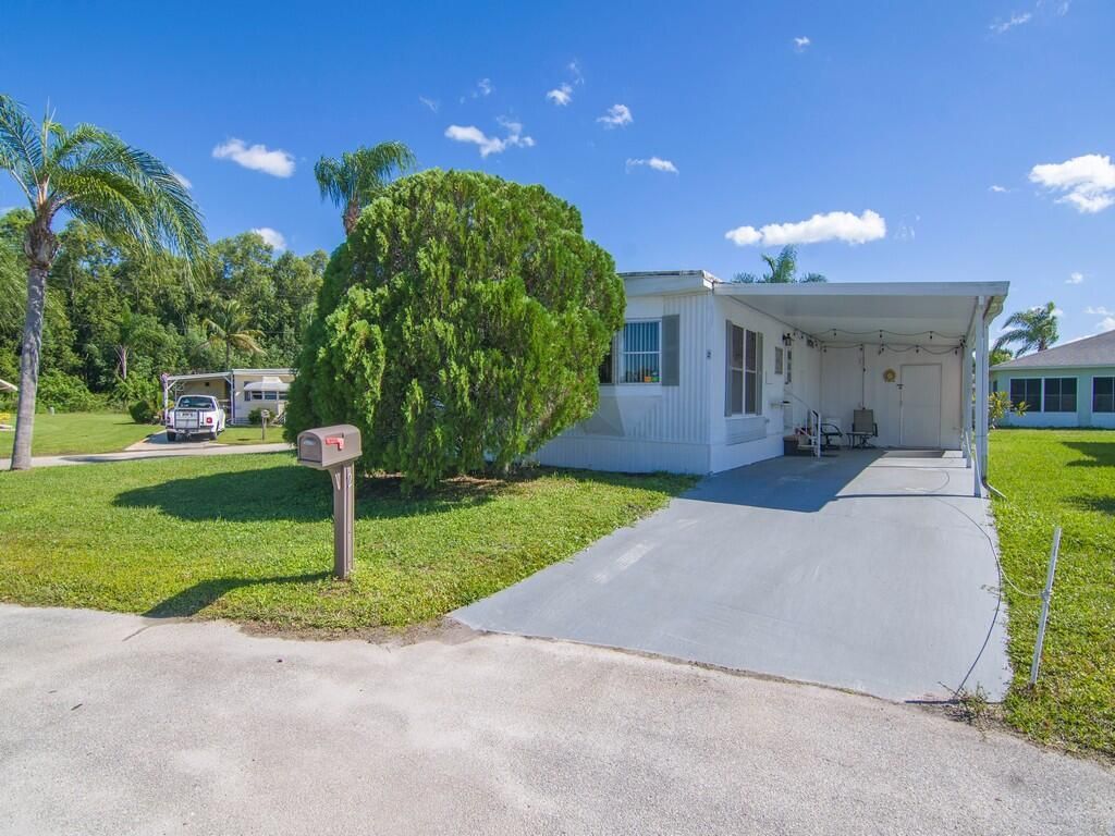 Photo of 2 Galicia Lane, Port Saint Lucie, FL 34952 (MLS # R11090986)