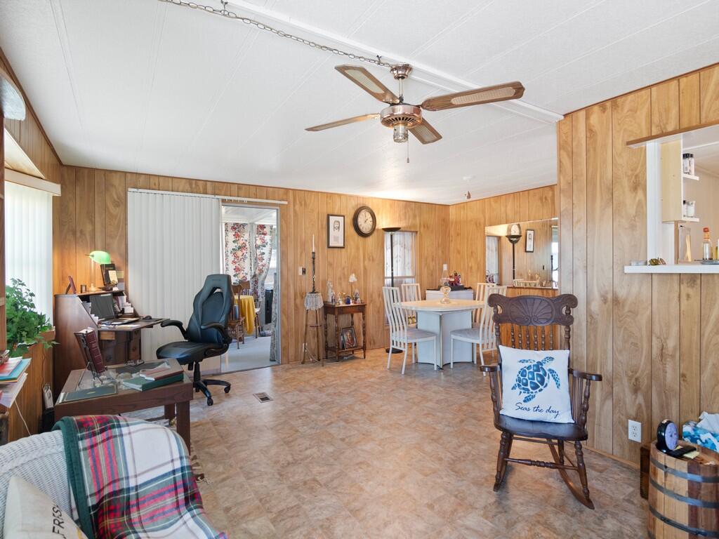 Spanish Lakes Riverfront - Residential