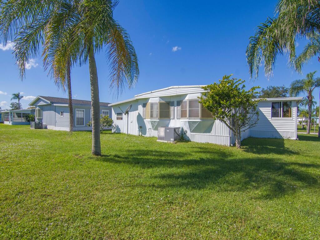 Spanish Lakes Riverfront - Residential