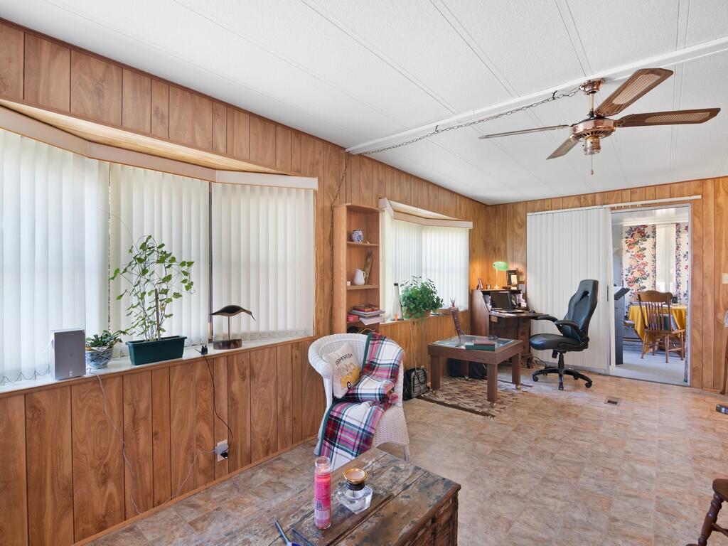 Spanish Lakes Riverfront - Residential