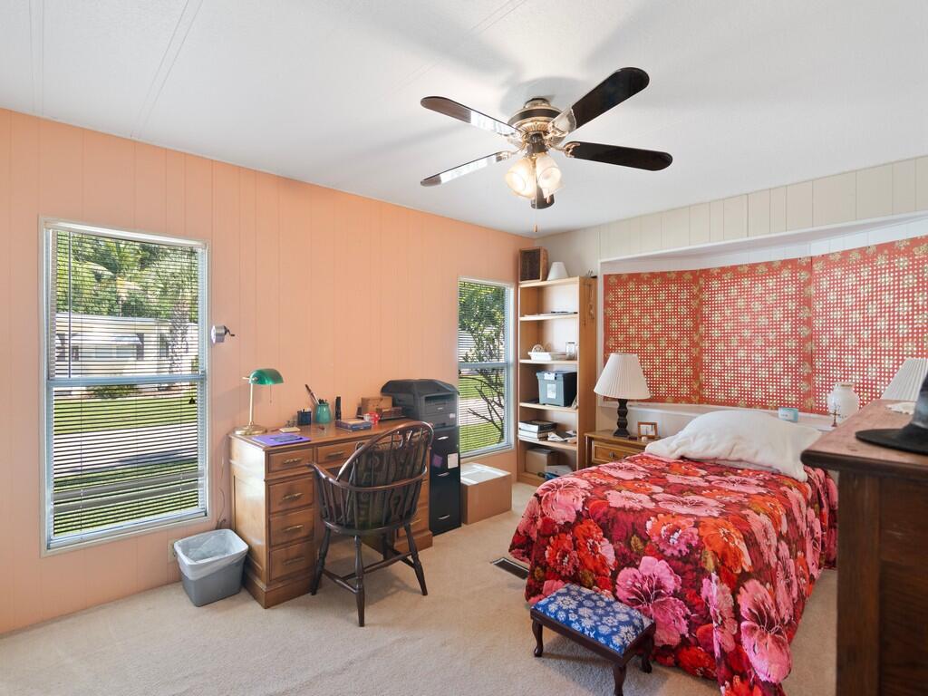 Spanish Lakes Riverfront - Residential