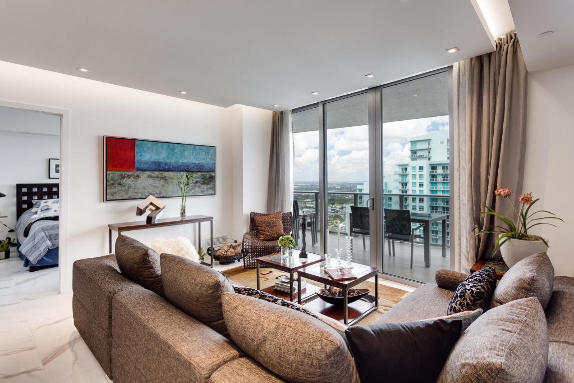 ARIA ON THE BAY CONDO - Residential