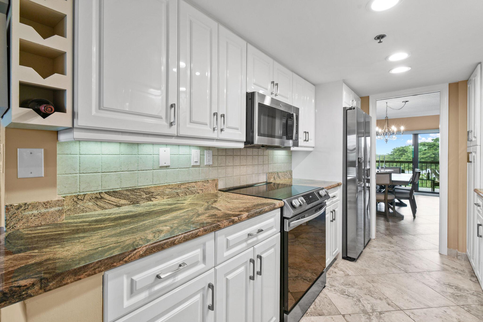 EVERGLADES OF NORTH PALM - Residential