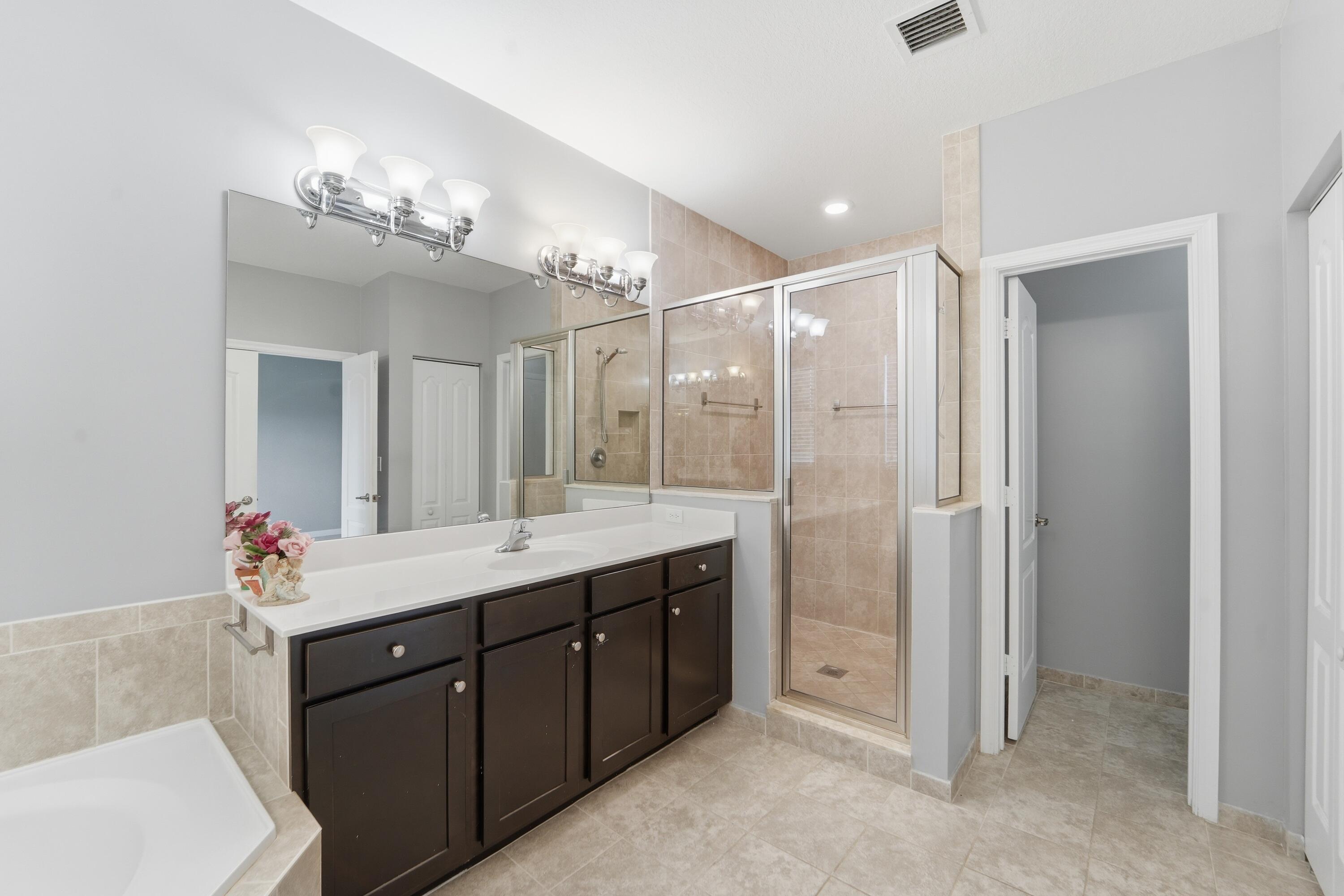 GULFSTREAM PRESERVE - Residential