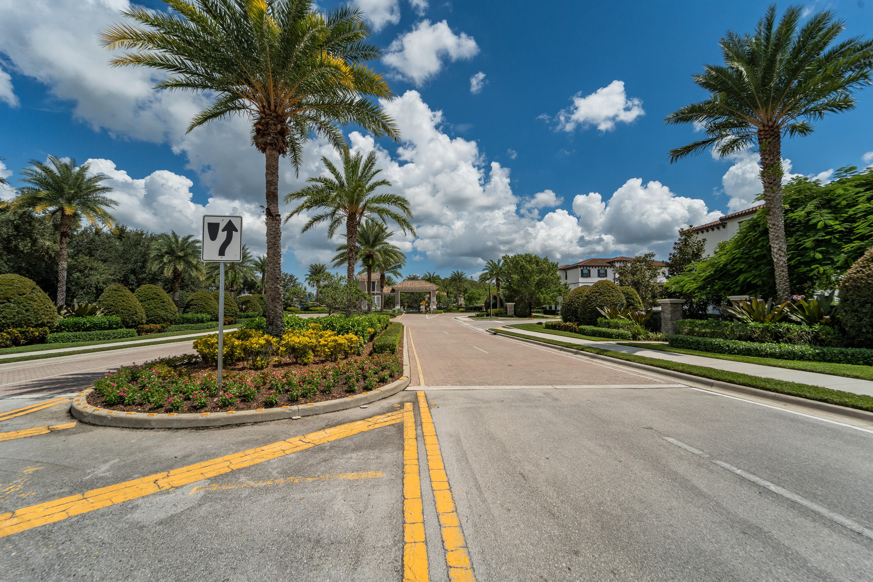 GULFSTREAM PRESERVE - Residential