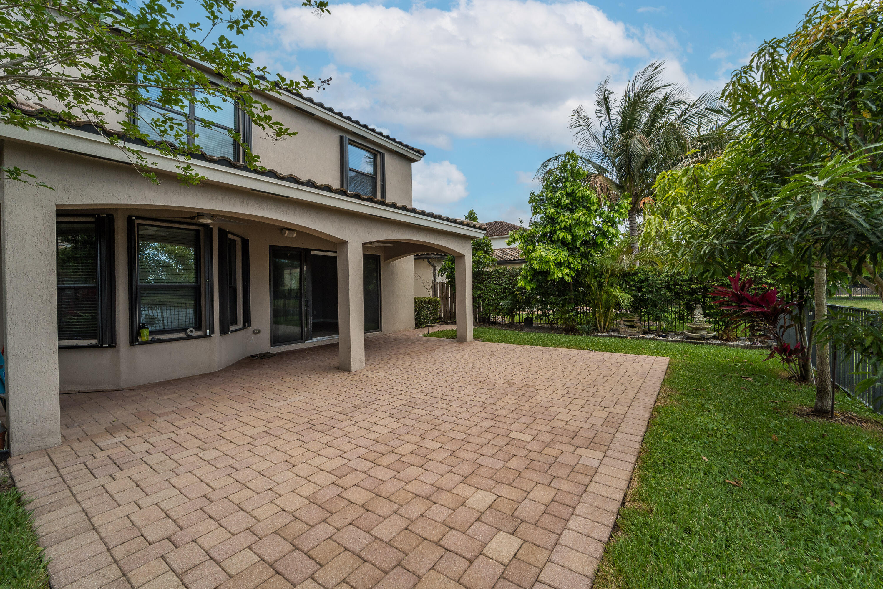 GULFSTREAM PRESERVE - Residential