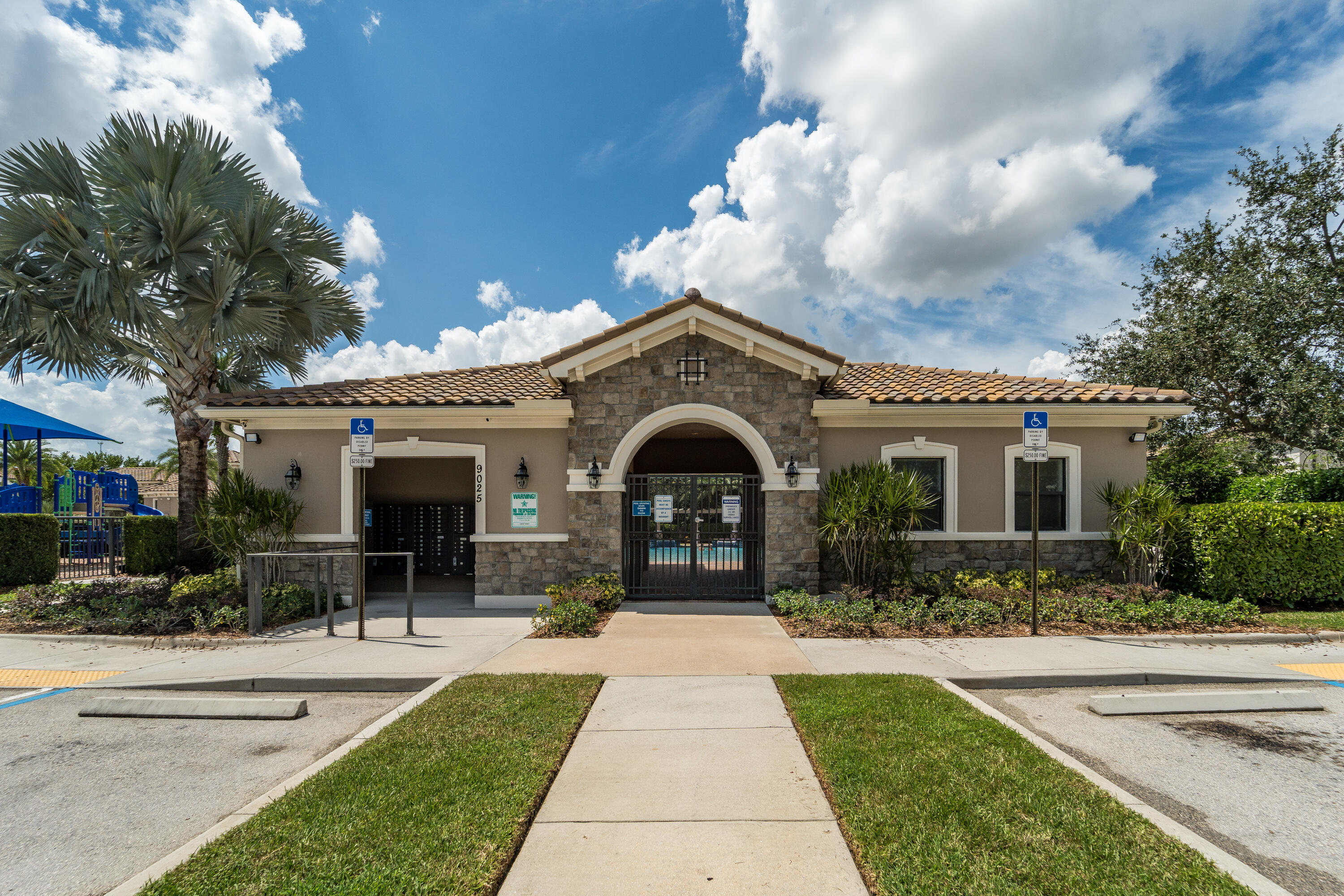 GULFSTREAM PRESERVE - Residential