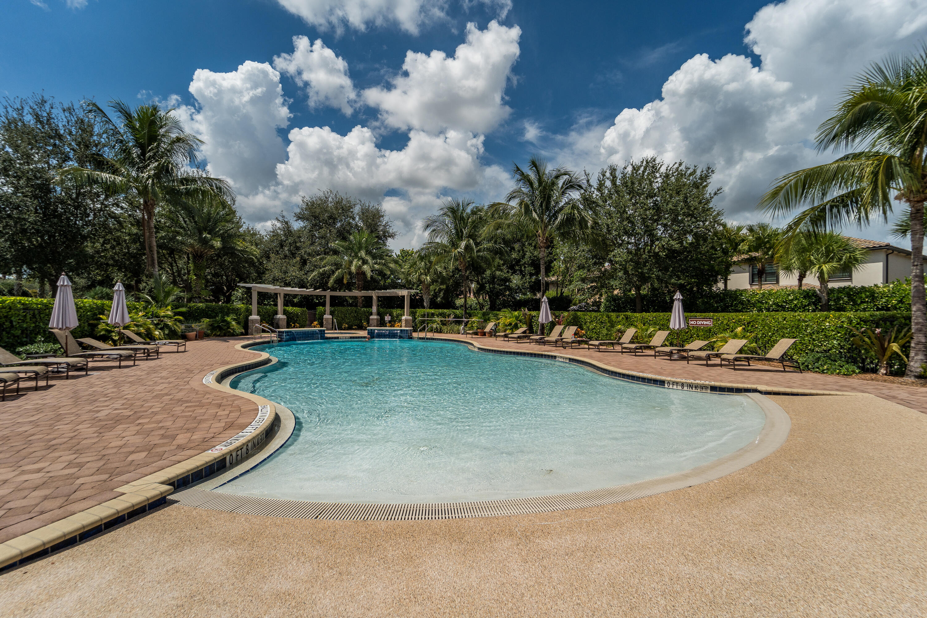GULFSTREAM PRESERVE - Residential