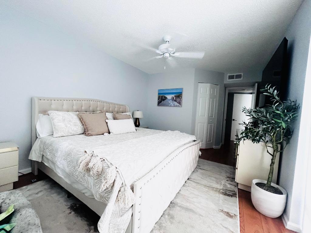 JUPITER BAY ONE THRU SIX CONDO - Residential Lease